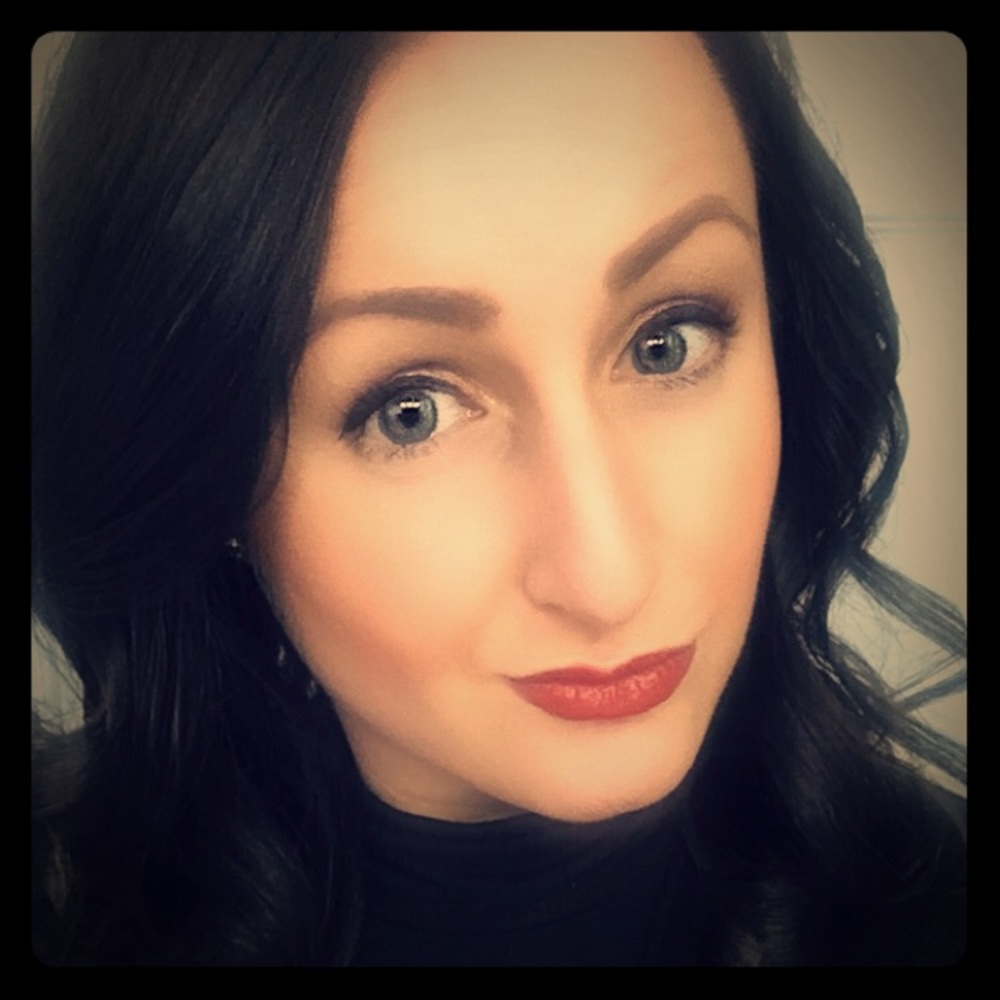 Meet your Posher, Lauren